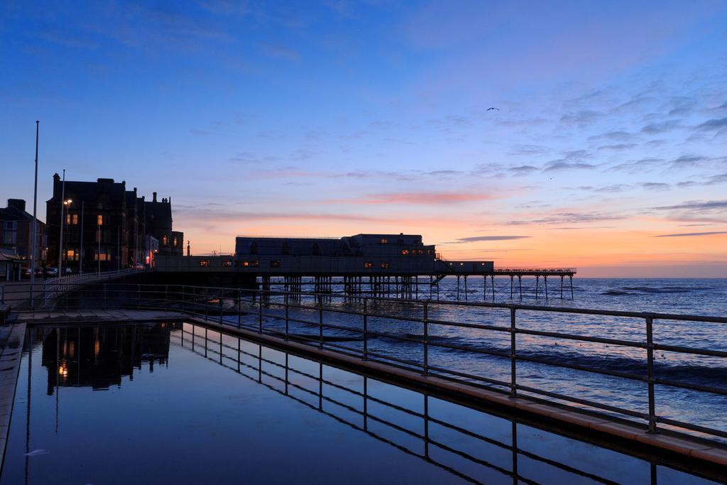 Beachfront Boutique Seafront Apartment Aberystwyth Luaran gambar